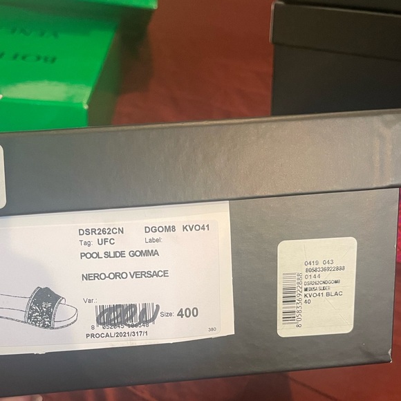 Versace Pool Slides - Picture 5 of 5